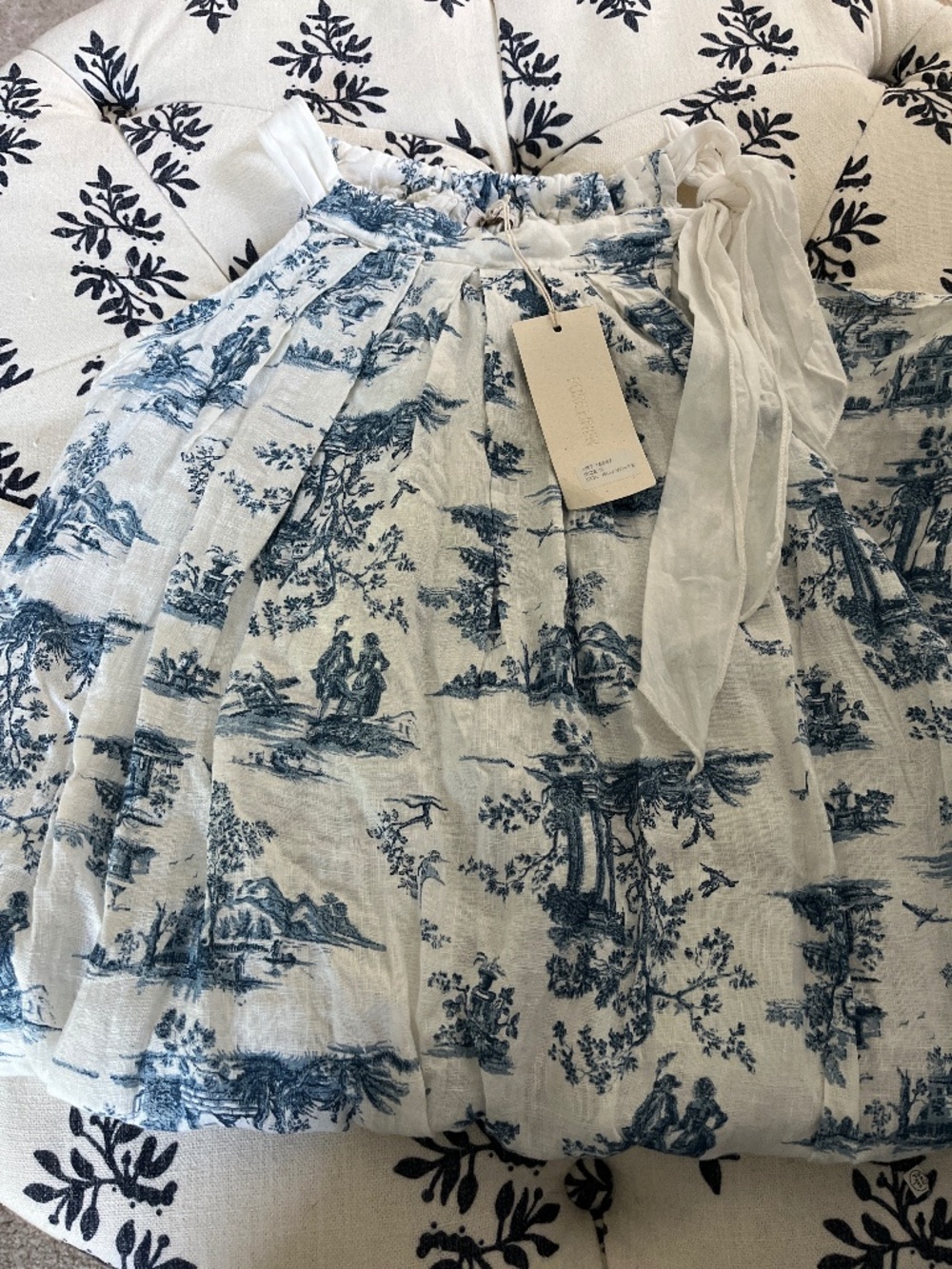 Bellambia Dress ! Stunning Toile pattern! NWT ! Size Small ! Made in Italy!